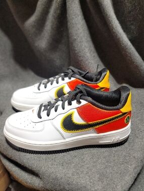 Nike Air Force 1 LV8 Low "Raygun"